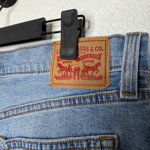 Levi's Womens Jeans Size 31 Wedgie Straight Light Wash Blue Denim High Rise - Picture 14 of 15